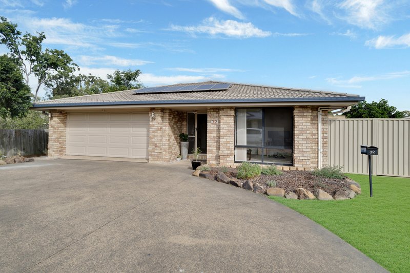 32 Mountain View Crescent, Mount Warren Park QLD 4207