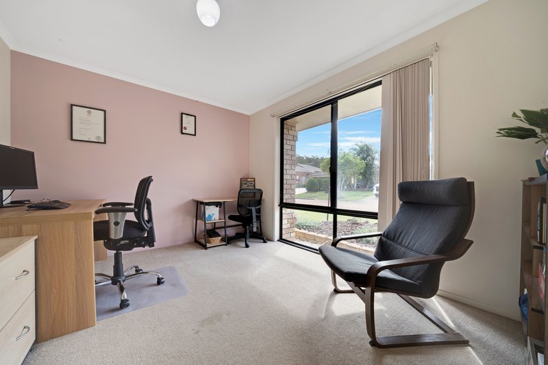 Photo - 32 Mountain View Crescent, Mount Warren Park QLD 4207 - Image 11