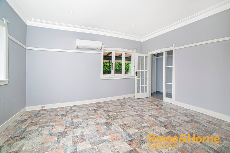 Photo - 32 Murralong Avenue, Five Dock NSW 2046 - Image 5