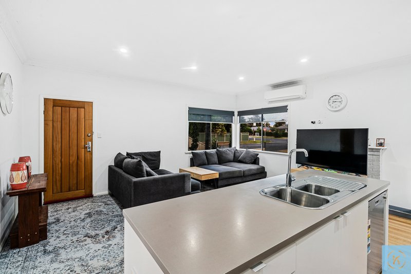 Photo - 32 Murray Street, Tocumwal NSW 2714 - Image 3