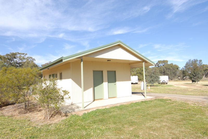 Photo - 32 Murray Street, Wanganella NSW 2710 - Image 9