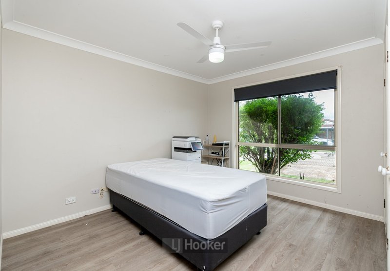 Photo - 32 Murrumbidgee Street, Hillcrest QLD 4118 - Image 9