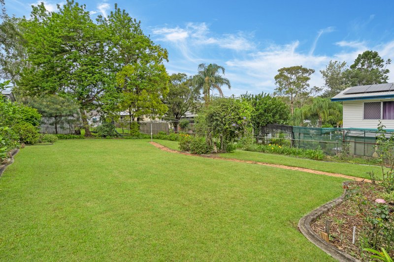 Photo - 32 Naomai Street, Bundamba QLD 4304 - Image 17