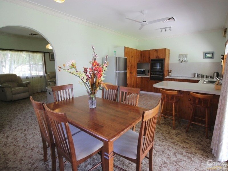 Photo - 32 Neilson Street, Edgeworth NSW 2285 - Image 3