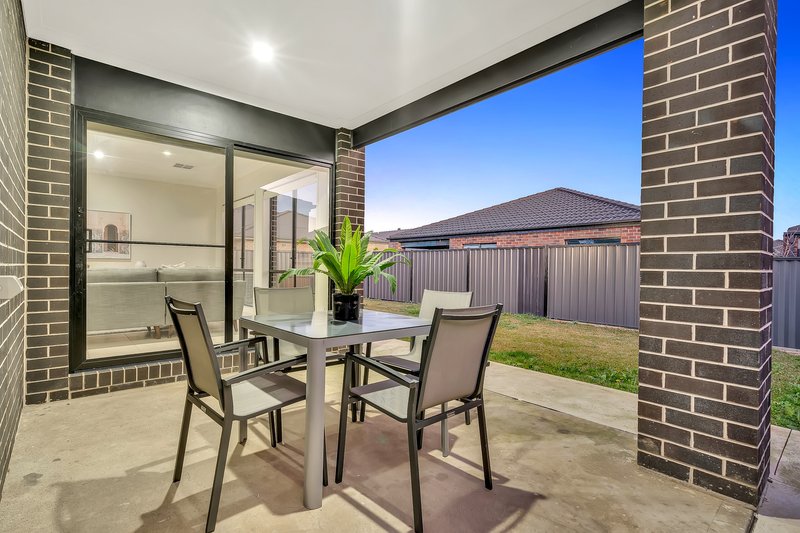 Photo - 32 Nesting Vista, Craigieburn VIC 3064 - Image 26