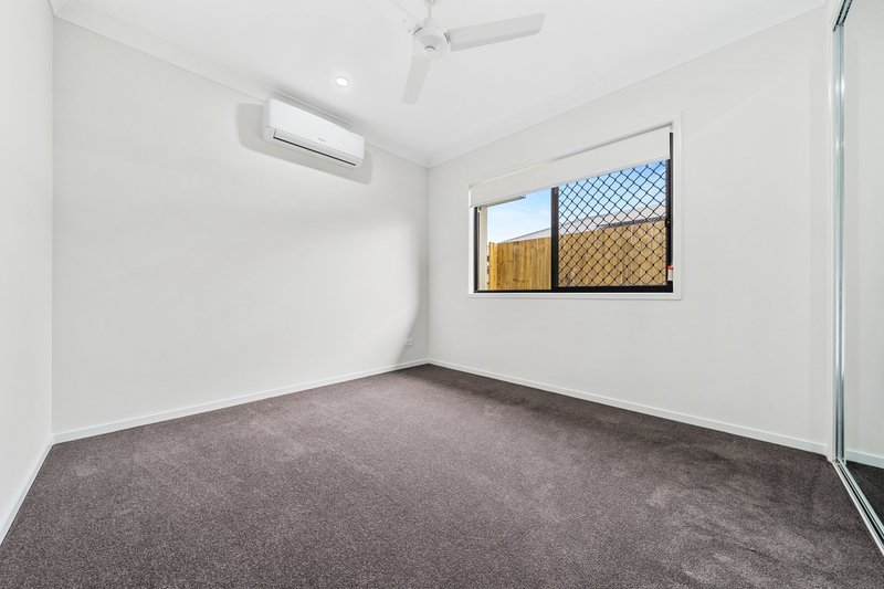 Photo - 32 Niles Court, Bahrs Scrub QLD 4207 - Image 3