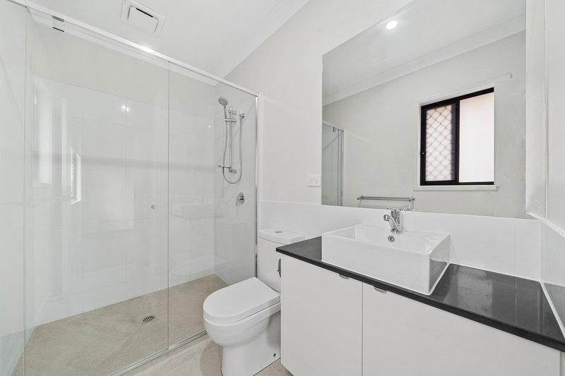 Photo - 32 Niles Court, Bahrs Scrub QLD 4207 - Image 4