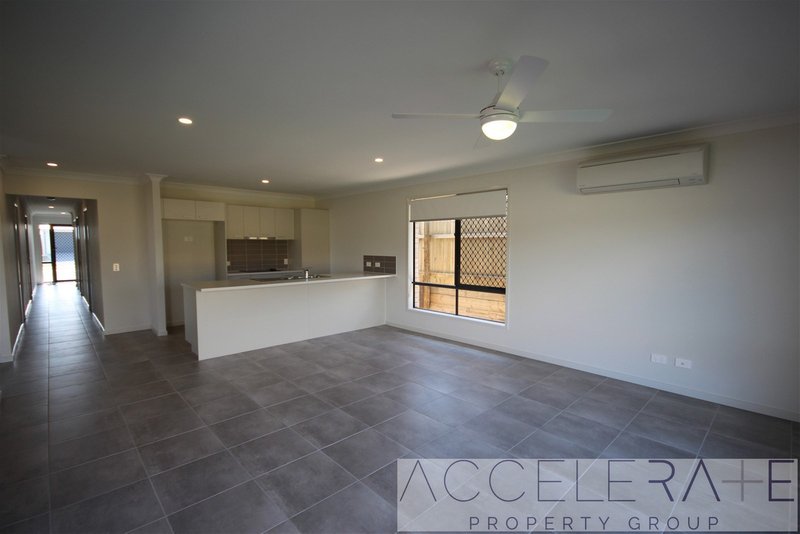 Photo - 32 Norton Sands Drive, Redbank Plains QLD 4301 - Image 2