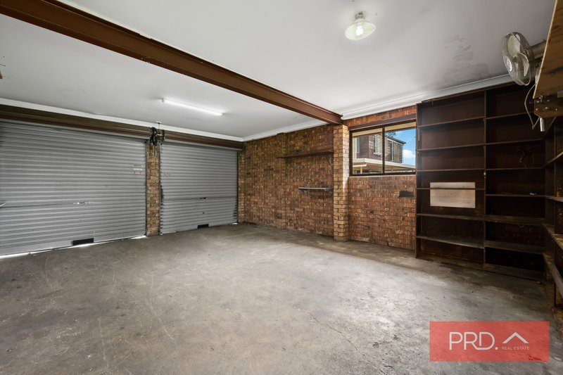 Photo - 32 Nuwarra Road, Chipping Norton NSW 2170 - Image 14