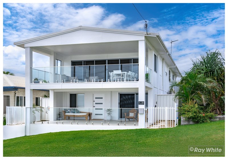 Photo - 32 Ocean Parade, Cooee Bay QLD 4703 - Image 2