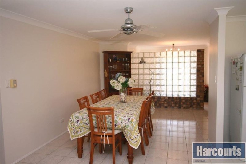 Photo - 32 Oleander Dr , Bongaree QLD 4507 - Image 10