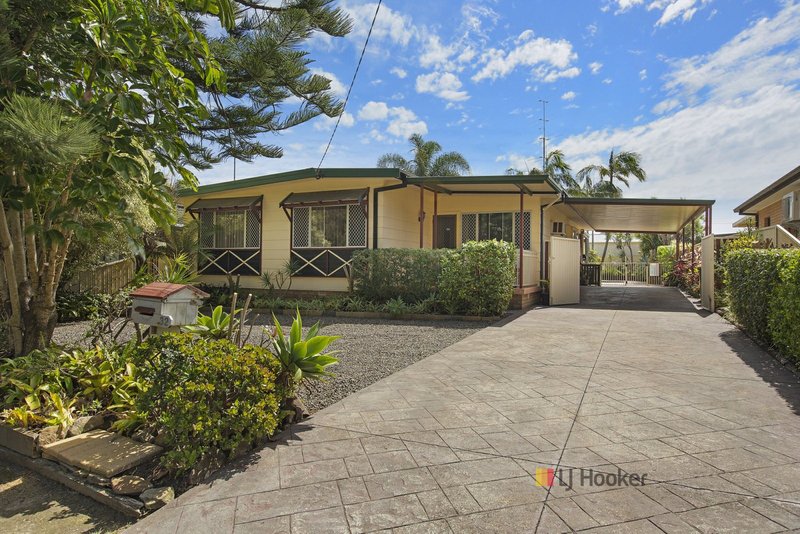 Photo - 32 Oleander Street, Noraville NSW 2263 - Image 2