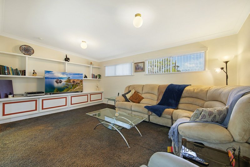 Photo - 32 Oleander Street, Noraville NSW 2263 - Image 5