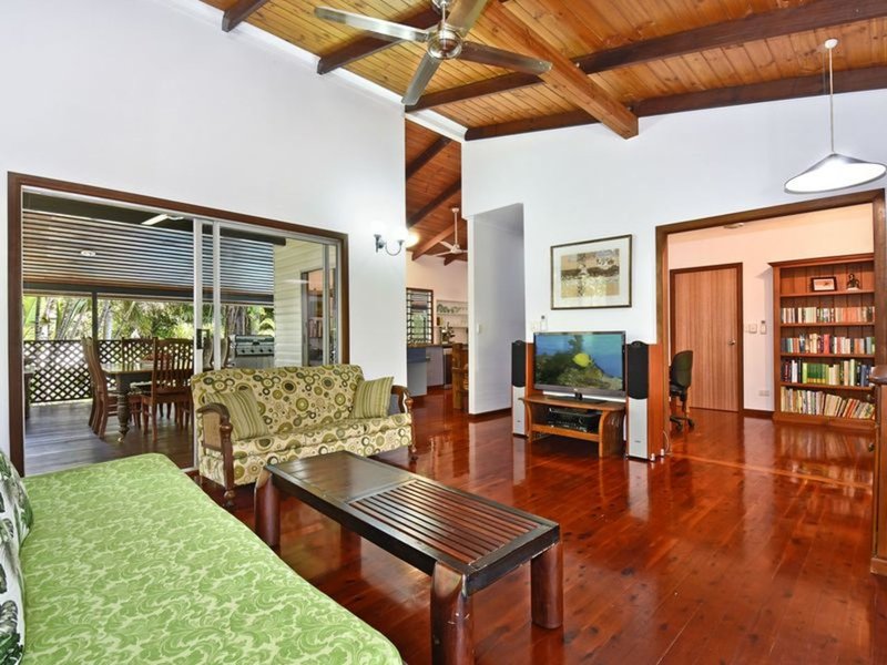 Photo - 32 Orchard Road, Coconut Grove NT 0810 - Image 2