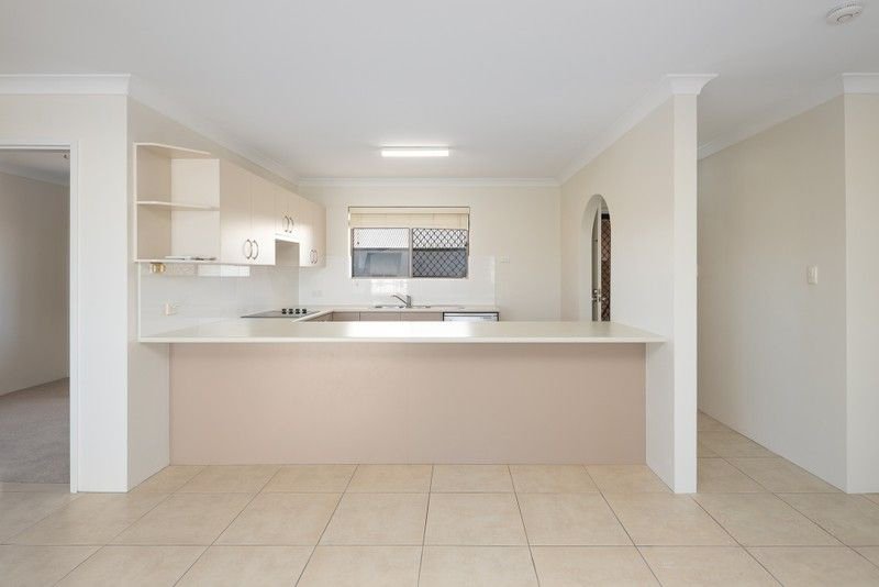 Photo - 3/2 Osbourne Street, Scarborough QLD 4020 - Image 8