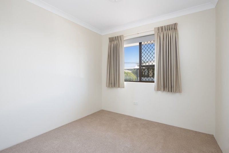 Photo - 3/2 Osbourne Street, Scarborough QLD 4020 - Image 11