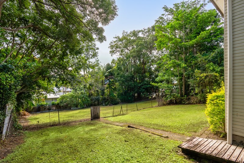 Photo - 32 Oxleigh Crescent, Nambour QLD 4560 - Image 13