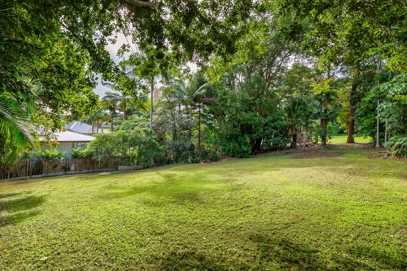 Photo - 32 Oxleigh Crescent, Nambour QLD 4560 - Image 14