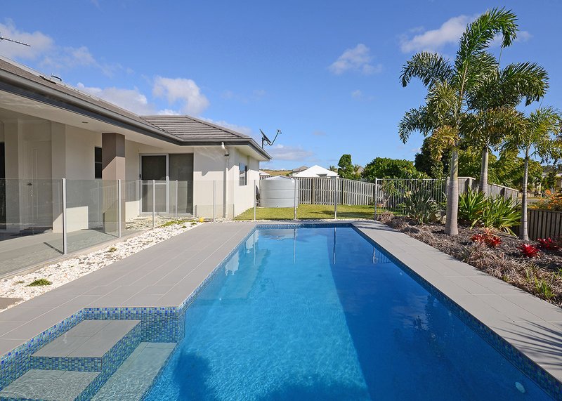 Photo - 32 Parklands Boulevard, Wondunna QLD 4655 - Image 2