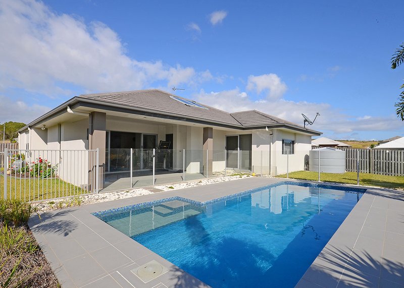 Photo - 32 Parklands Boulevard, Wondunna QLD 4655 - Image 17