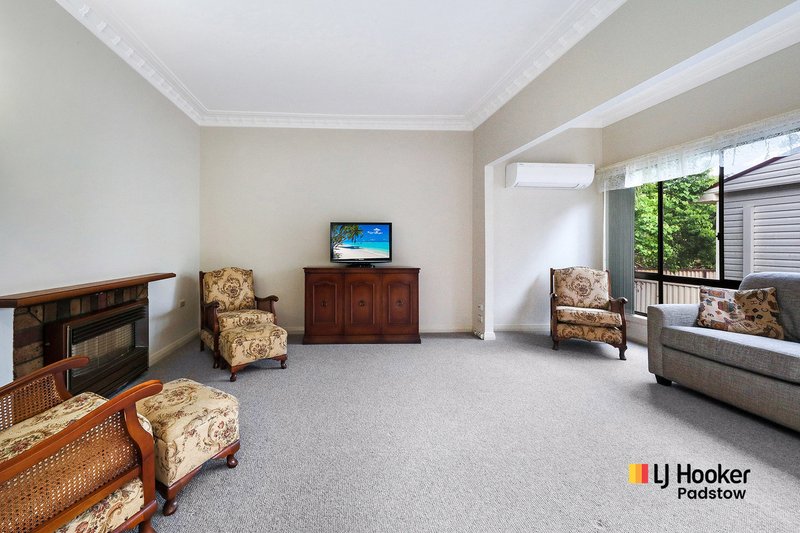 Photo - 32 Parmal Avenue, Padstow NSW 2211 - Image 2