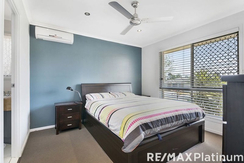 Photo - 32 Paterson Place, Narangba QLD 4504 - Image 8