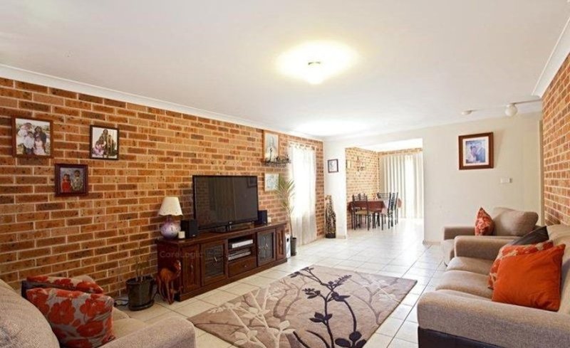 Photo - 32 Pegasus Avenue, Hinchinbrook NSW 2168 - Image 2