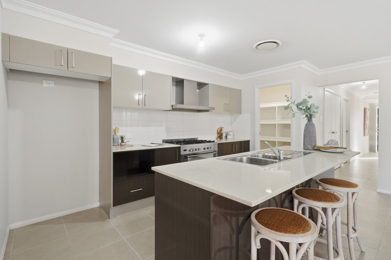 Photo - 32 Pekin Street, Spring Farm NSW 2570 - Image 3