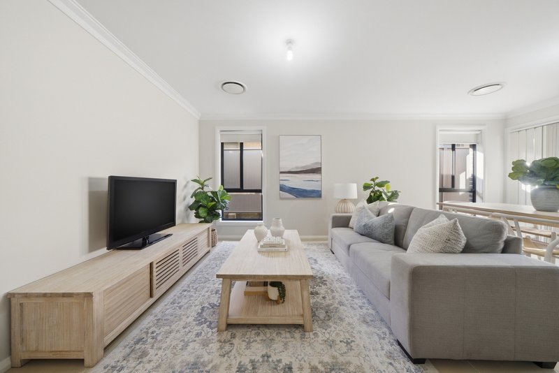 Photo - 32 Pekin Street, Spring Farm NSW 2570 - Image 9
