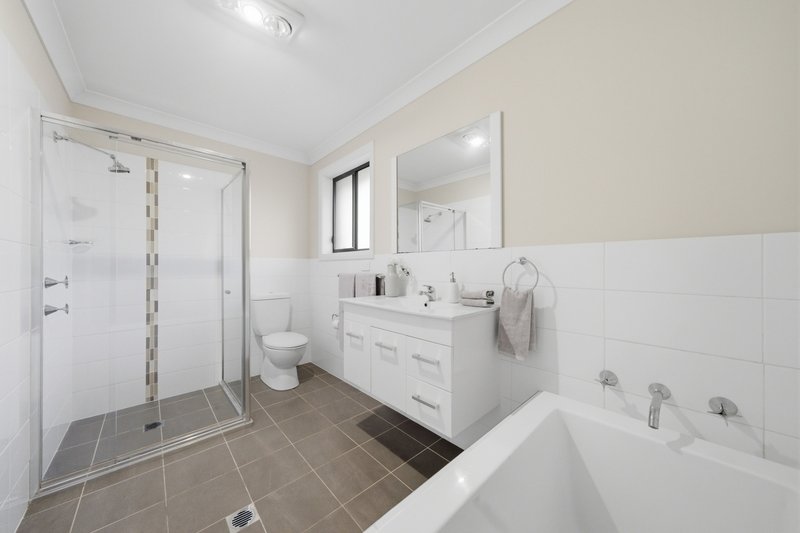 Photo - 32 Pekin Street, Spring Farm NSW 2570 - Image 11