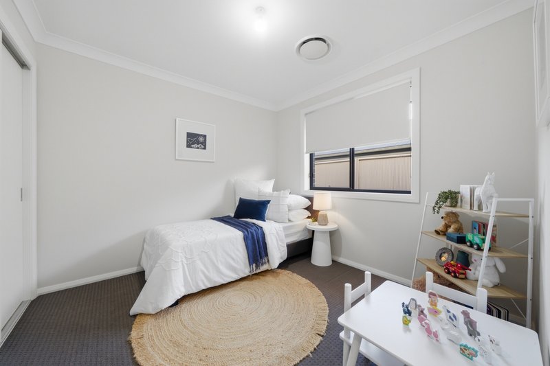 Photo - 32 Pekin Street, Spring Farm NSW 2570 - Image 13