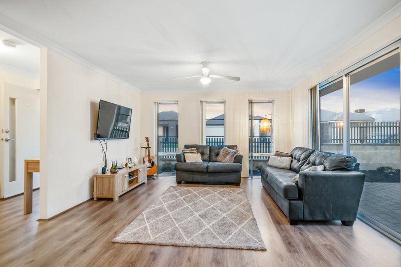 Photo - 32 Peridot Pass, Wellard WA 6170 - Image 7