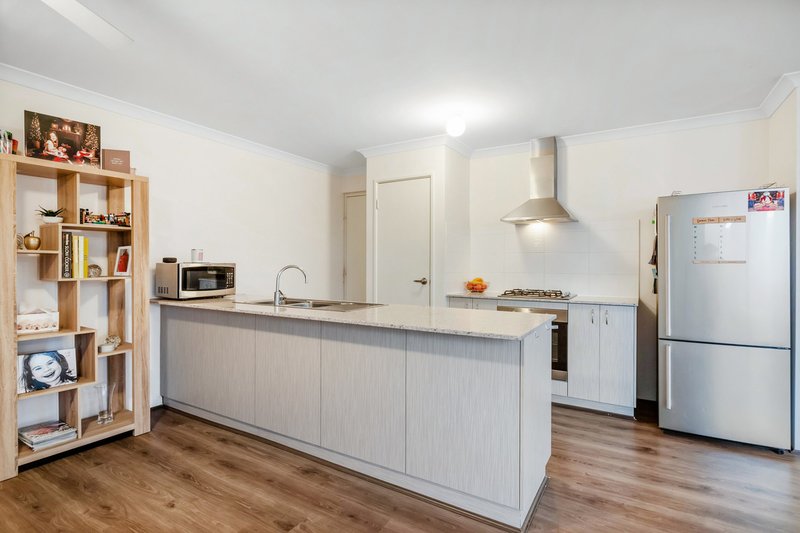 Photo - 32 Peridot Pass, Wellard WA 6170 - Image 13