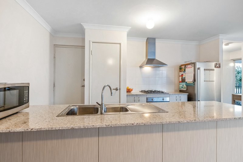 Photo - 32 Peridot Pass, Wellard WA 6170 - Image 14