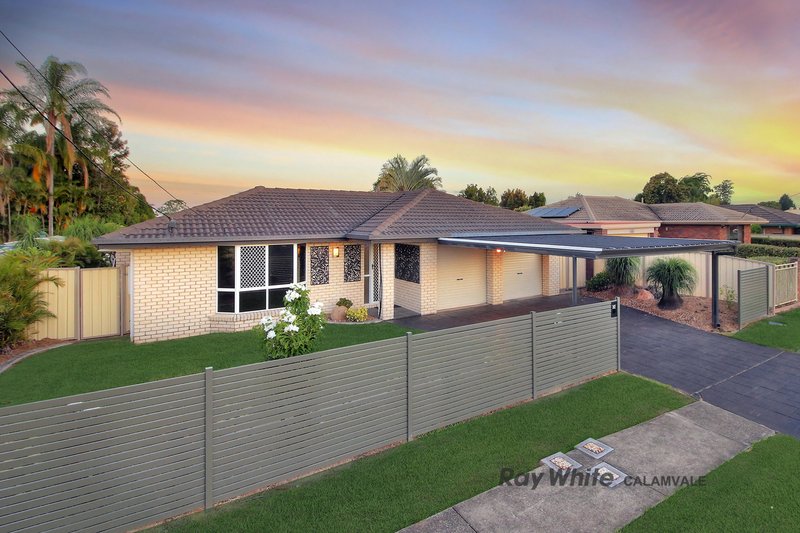 Photo - 32 Peverell Street, Hillcrest QLD 4118 - Image 2