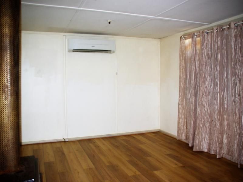 Photo - 32 Pierce Street, Wellington NSW 2820 - Image 6