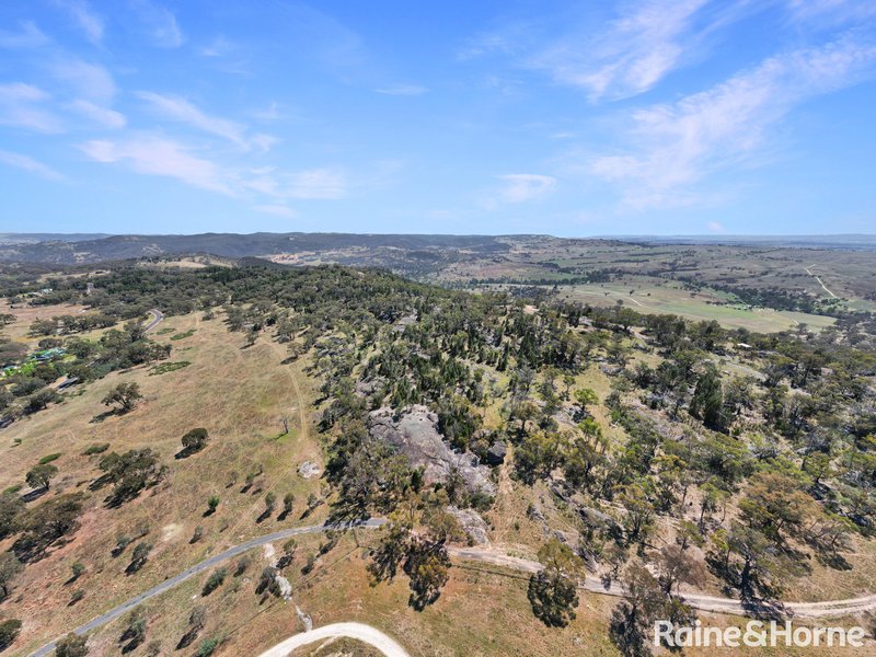 Photo - 32 Pine Ridge Road, Rock Forest NSW 2795 - Image 2