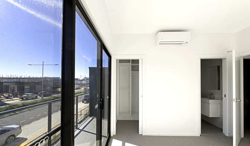 Photo - 3/2 Pipeclay Street, Lawson ACT 2617 - Image 7