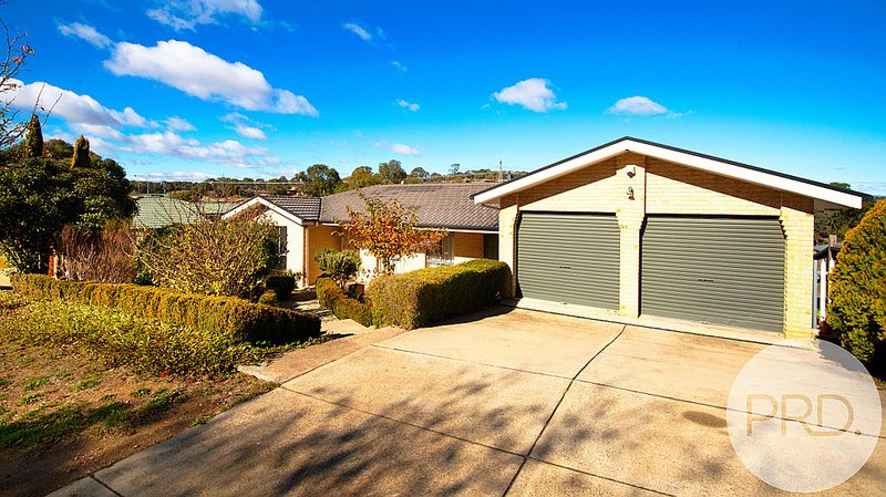 32 Pomeroy Street, Dunlop ACT 2615