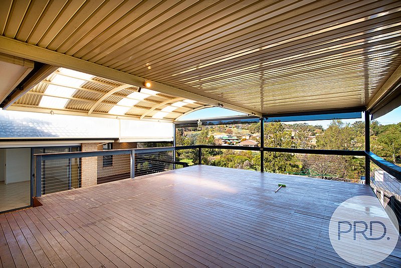 Photo - 32 Pomeroy Street, Dunlop ACT 2615 - Image 10