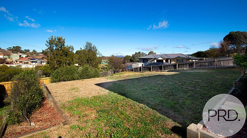 Photo - 32 Pomeroy Street, Dunlop ACT 2615 - Image 15