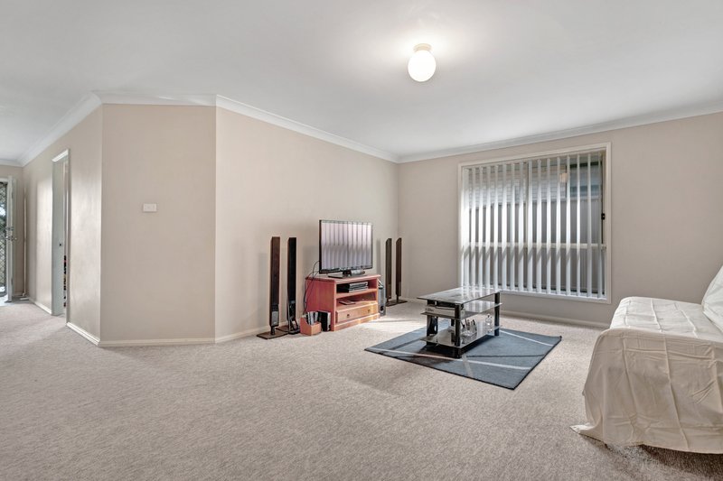 Photo - 32 Pumphouse Crescent, Rutherford NSW 2320 - Image 2