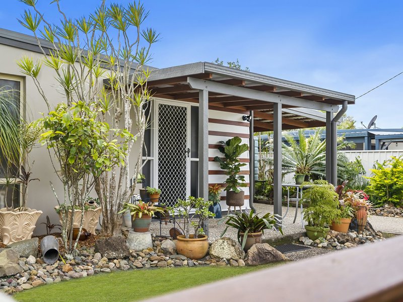 Photo - 32 Ranald Avenue, Ningi QLD 4511 - Image 3