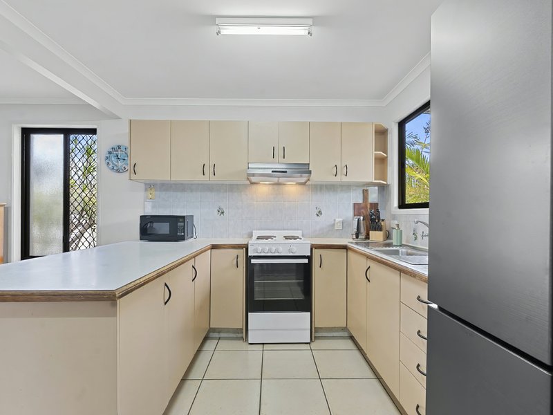 Photo - 32 Ranald Avenue, Ningi QLD 4511 - Image 6
