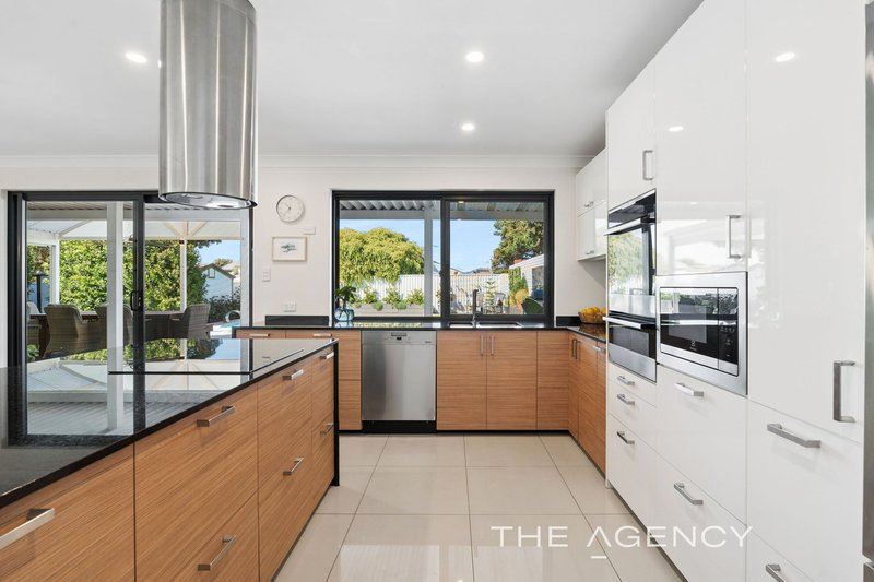 Photo - 32 Ranford Way, Hillarys WA 6025 - Image 5