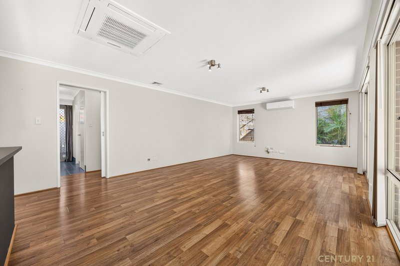 Photo - 32 Ranunculus Court, Beeliar WA 6164 - Image 9