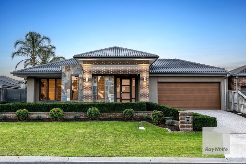 Photo - 32 Redcliffe Terrace, Taylors Hill VIC 3037 - Image 1