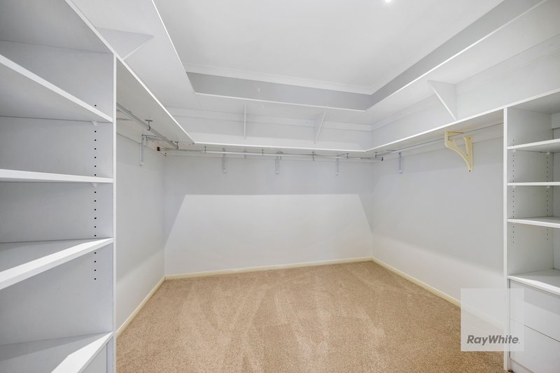Photo - 32 Redcliffe Terrace, Taylors Hill VIC 3037 - Image 6
