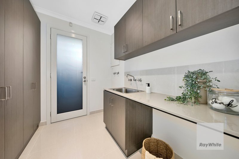 Photo - 32 Redcliffe Terrace, Taylors Hill VIC 3037 - Image 18
