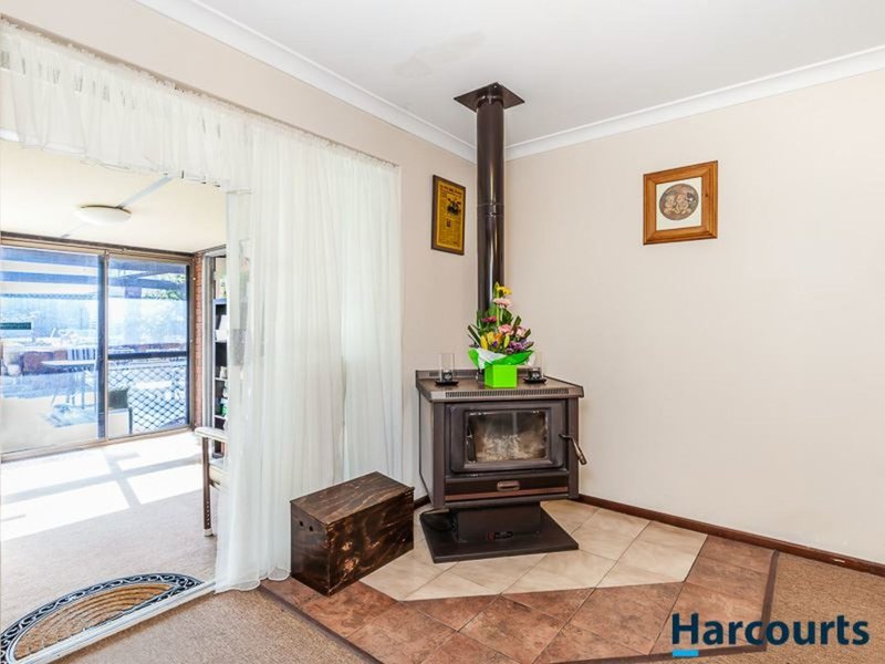 Photo - 32 Rees Drive, Quinns Rocks WA 6030 - Image 5